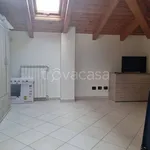 Affitto 3 camera appartamento di 65 m² in Verona