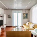 Rent 2 bedroom apartment of 90 m² in Viganello