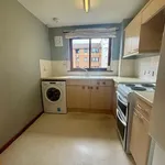 Rent 2 bedroom flat in Scotland