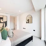 Rent 2 bedroom apartment of 88 m² in London