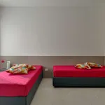 Rent a room in milan