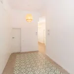 Rent 2 bedroom apartment of 65 m² in barcelona