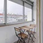 Rent a room in lisbon