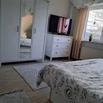 Miete 3 Schlafzimmer wohnung von 86 m² in Zetel