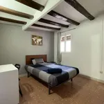 Rent a room of 60 m² in barcelona