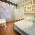 Rent 4 bedroom apartment in Bilbao