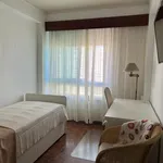 Rent 3 bedroom apartment in Lisbon