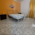 Rent 5 bedroom apartment of 140 m² in Palermo