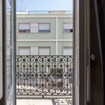 Rent a room in lisbon