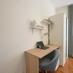 Rent a room of 97 m² in Lisboa