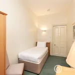 Rent 2 bedroom flat in Aberdeen