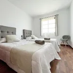 Alquilo 3 dormitorio casa de 150 m² en Geafond