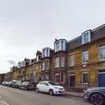 Rent 2 bedroom apartment in Edinburgh