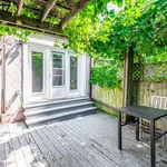 4 bedroom apartment of 2357 sq. ft in Toronto (University)