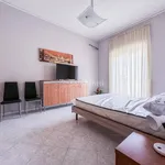 Rent 3 bedroom apartment of 80 m² in Naples