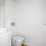 Rent 1 bedroom apartment of 50 m² in lisbon