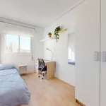 Rent a room of 165 m² in Castelló de la Plana