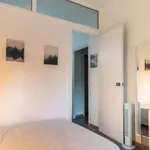 Rent 4 bedroom apartment in Barcelona