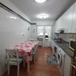 Alquilo 4 dormitorio apartamento de 96 m² en Gijón