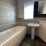 Rent 4 bedroom flat in North West England