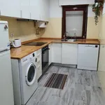 Rent a room of 75 m² in Caxias