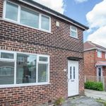 Rent 3 bedroom flat in Tameside