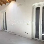 Rent 2 bedroom apartment of 75 m² in Vaprio d'Adda