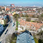 Rent a room of 160 m² in Munich