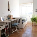 Rent a room in lisbon