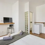 Rent 1 bedroom apartment in Lisbon