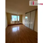 Pronajměte si 3 ložnic/e byt o rozloze 79 m² v Plzeň