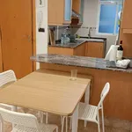 Rent a room of 80 m² in valencia