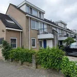 Huur 5 slaapkamer appartement van 165 m² in Capelle aan den IJssel