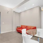 Rent 1 bedroom apartment of 55 m² in Milan