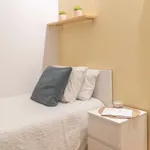 Rent a room in madrid