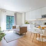 Rent 1 bedroom apartment of 60 m² in Porto