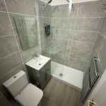 Rent 1 bedroom flat in Wakefield