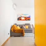 Rent 1 bedroom apartment of 65 m² in milan