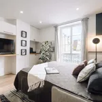 Appartement de 46 m² avec 3 chambre(s) en location à Paris