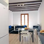 Rent a room of 200 m² in barcelona