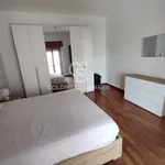 Affitto 3 camera casa di 85 m² in Brindisi