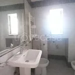 Rent 2 bedroom apartment of 50 m² in Napoli