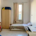 Rent a room in milan