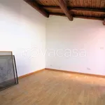 Affitto 4 camera appartamento di 110 m² in Catania