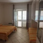 Rent 3 bedroom apartment of 150 m² in Locri