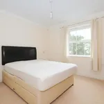 Rent 2 bedroom flat in South East England