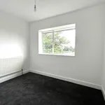 Rent 3 bedroom flat in South East England