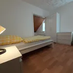 Miete 8 Schlafzimmer wohnung von 125 m² in Duisburg