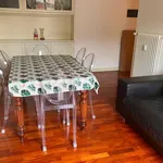 Rent 3 bedroom apartment of 95 m² in Milano