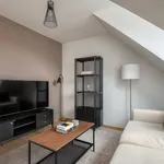 Miete 4 Schlafzimmer wohnung von 103 m² in Vienna